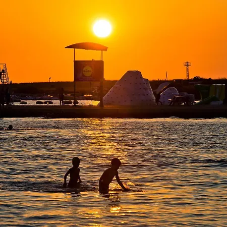 Zaton Holiday Resort.7 Διαμέρισμα Nin
